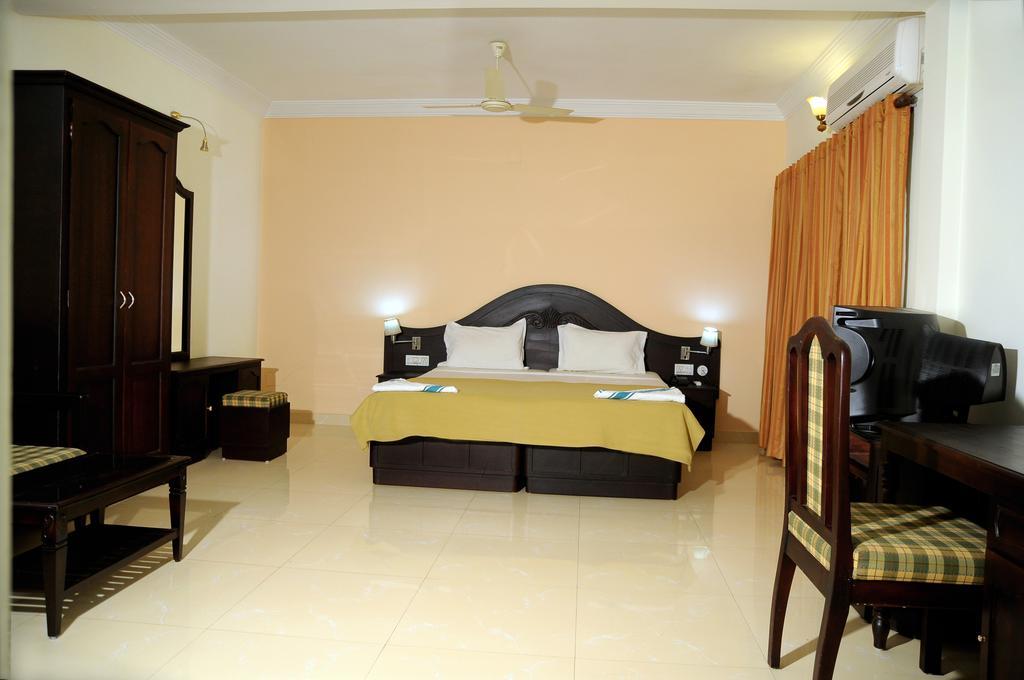 Casa Linda Hotel Kochi Δωμάτιο φωτογραφία