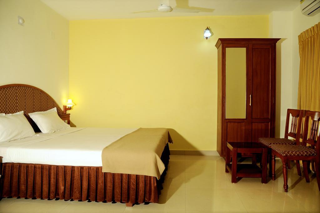 Casa Linda Hotel Kochi Δωμάτιο φωτογραφία
